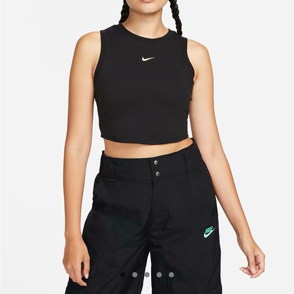 Nike Women Essentials Sportswear Pro Cropped Ribbed Shirt Tank Top New Large - Picture 1 of 7